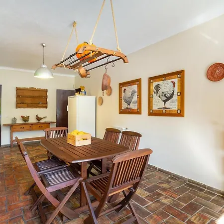 Villa Quinta Figueiras - - Faro *