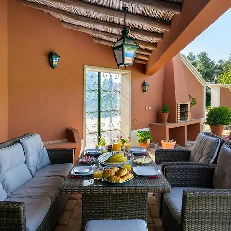 Quinta Figueiras - - Faro *