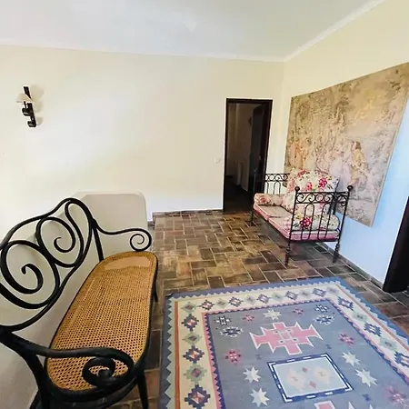 Quinta Figueiras - - Faro *